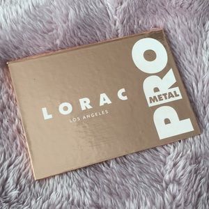 Metallic Eyeshadow Palette